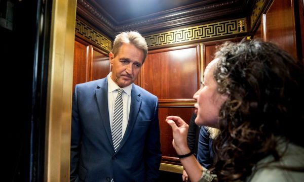 cf667c46-2018-4869-bf85-4ba06c2b0142-shutterstock_editorial_9903690c_huge